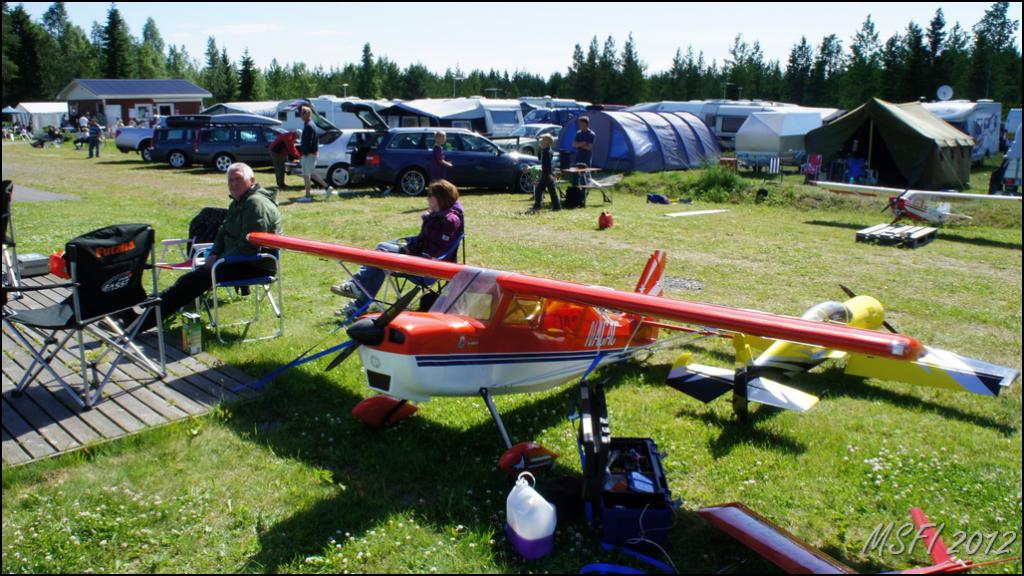 Klicka på bilden för större version

Namn: MSFI 2012 07.jpg
Visningar: 2
Storlek: 128,0 KB
ID: 520283