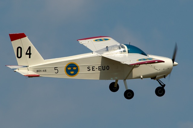 Klicka på bilden för större version

Namn: Eslov_Airshow_007.jpg
Visningar: 1
Storlek: 40,8 KB
ID: 521348