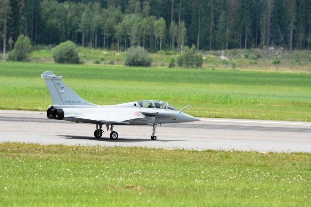 Klicka på bilden för större version

Namn: DSC_2549.JPG
Visningar: 1
Storlek: 273,3 KB
ID: 523030