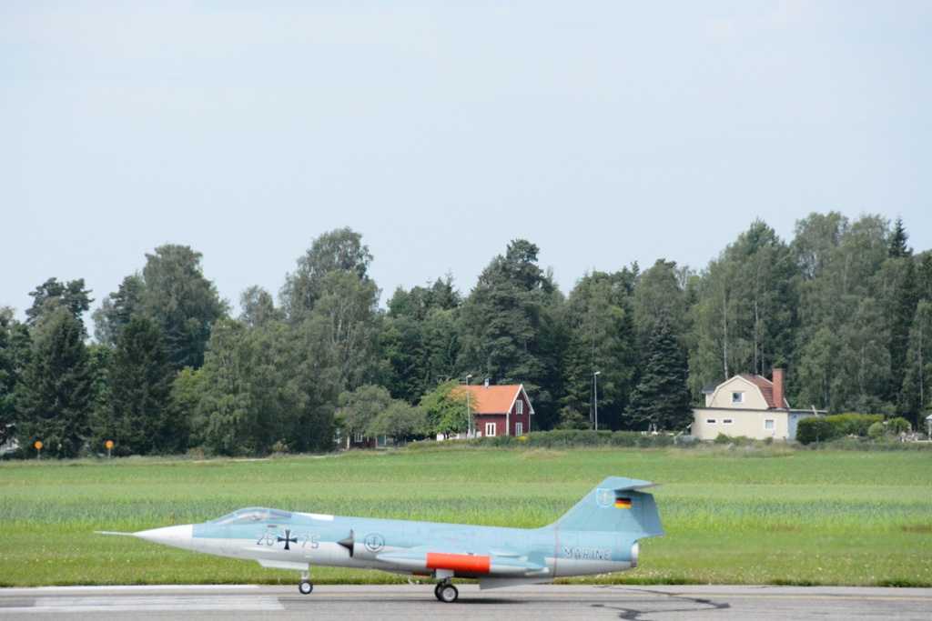 Klicka på bilden för större version

Namn: DSC_2522.JPG
Visningar: 1
Storlek: 247,0 KB
ID: 523014