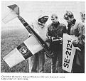 Klicka på bilden för större version

Namn: MFN_nr5_1972_NM_F3A_1972_F13_Norrköping_Christer_Gillgrens_Bumling.jpg
Visningar: 301
Storlek: 77,8 KB
ID: 502294